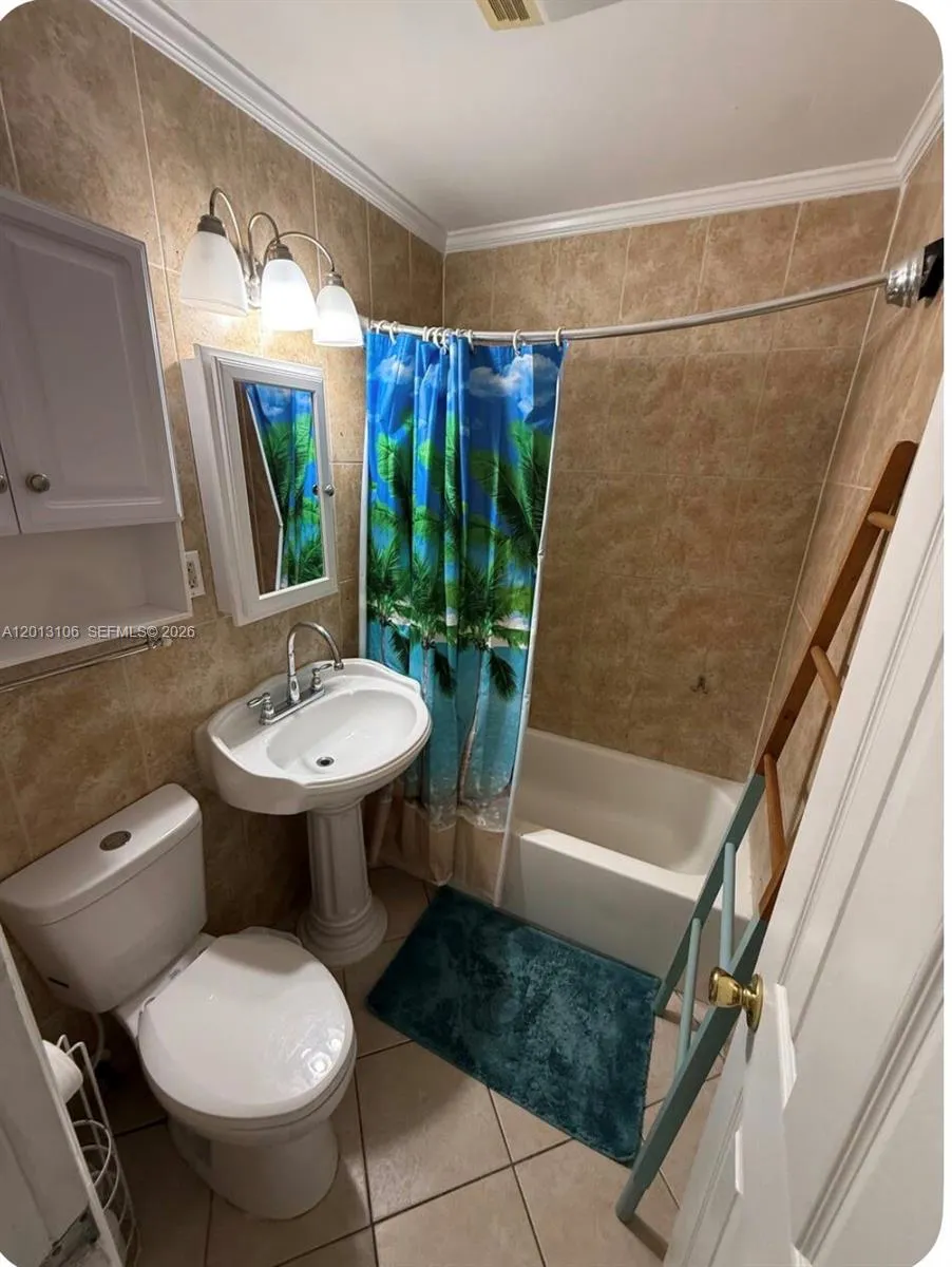 4720 Ne 14th Ave, Pompano Beach, Florida 33064, Pompano Beach, Florida 33064, 2 Bedrooms Bedrooms, ,1 BathroomBathrooms,Residential,For Sale,4720 Ne 14th Ave, Pompano Beach, Florida 33064,A12013106
