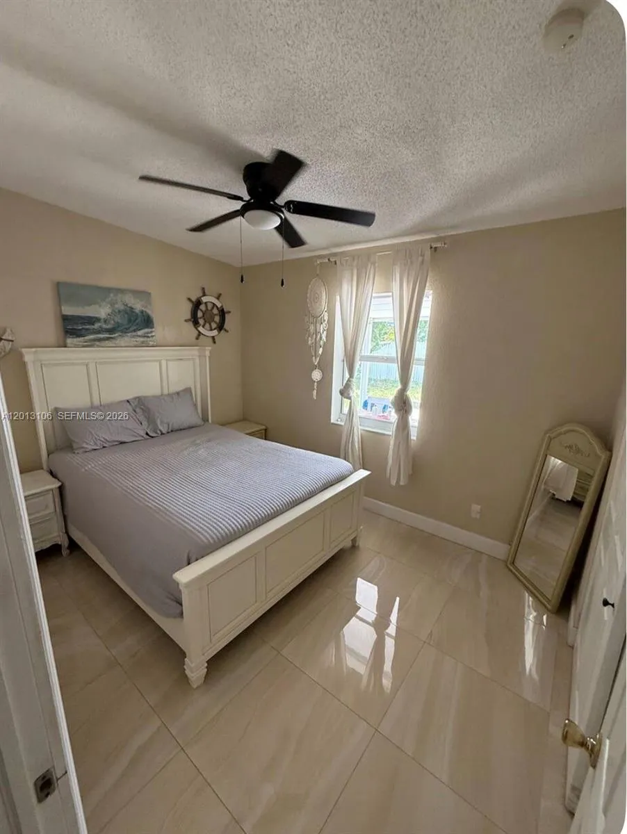 4720 Ne 14th Ave, Pompano Beach, Florida 33064, Pompano Beach, Florida 33064, 2 Bedrooms Bedrooms, ,1 BathroomBathrooms,Residential,For Sale,4720 Ne 14th Ave, Pompano Beach, Florida 33064,A12013106