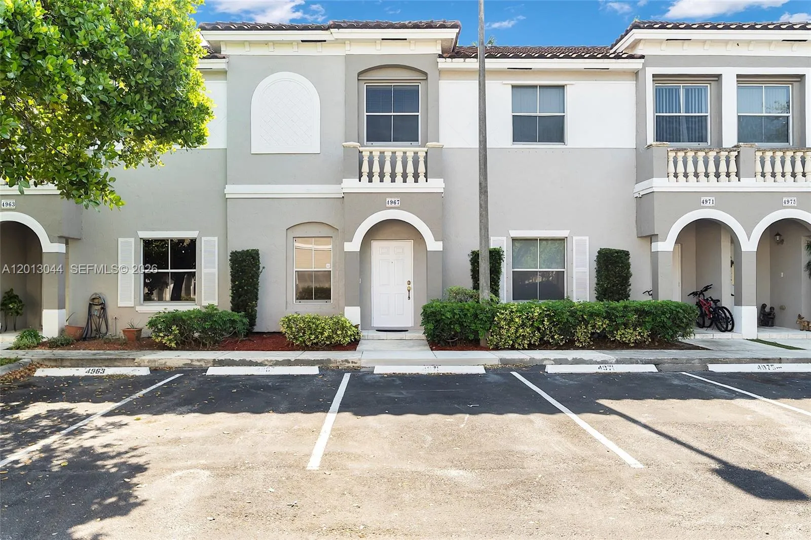 4967 Sw 140th Ter 5, Miramar, Florida 33027, Miramar, Florida 33027, 2 Bedrooms Bedrooms, ,2 BathroomsBathrooms,Residential Lease,For Rent,4967 Sw 140th Ter 5, Miramar, Florida 33027,A12013044
