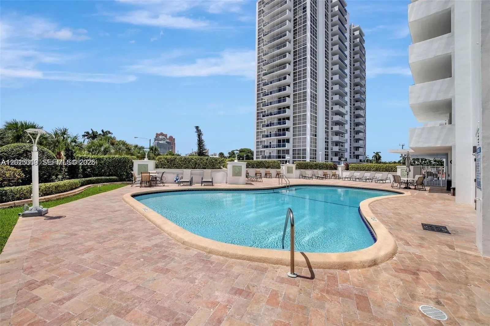 2715 N Ocean Blvd 2e, Fort Lauderdale, Florida 333, Fort Lauderdale, Florida 33308, 2 Bedrooms Bedrooms, ,2 BathroomsBathrooms,Residential,For Sale,2715 N Ocean Blvd 2e, Fort Lauderdale, Florida 333,A12013019