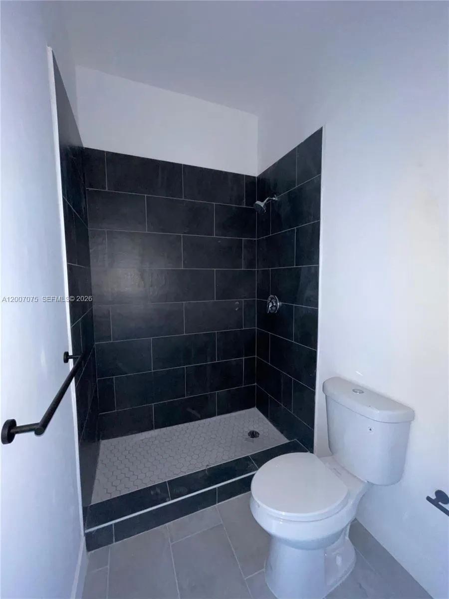 6511 Nw 17th Ave, Miami, Florida 33147, Miami, Florida 33147, ,Residential Income,For Sale,6511 Nw 17th Ave, Miami, Florida 33147,A12007075