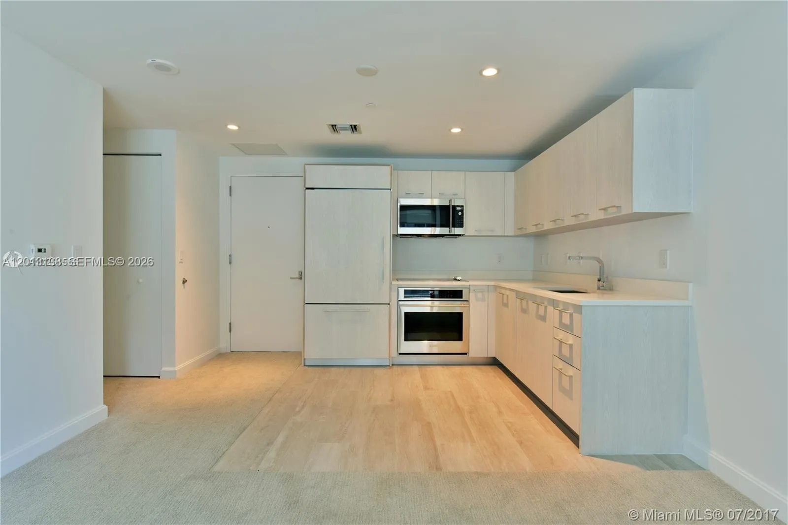 45 Sw 9 St 1907, Miami, Florida 33130, Miami, Florida 33130, 1 Bedroom Bedrooms, ,1 BathroomBathrooms,Residential Lease,For Rent,45 Sw 9 St 1907, Miami, Florida 33130,A12013138