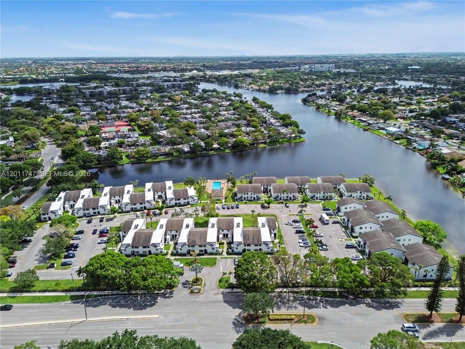 11200 Taft St 11200, Pembroke Pines, Florida 33026, Pembroke Pines, Florida 33026, 2 Bedrooms Bedrooms, ,2 BathroomsBathrooms,Residential,For Sale,11200 Taft St 11200, Pembroke Pines, Florida 33026,A12011747