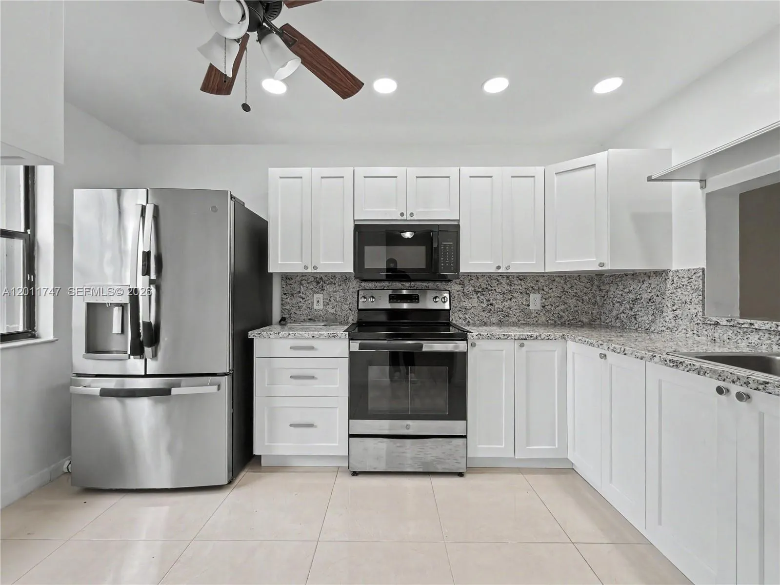 11200 Taft St 11200, Pembroke Pines, Florida 33026, Pembroke Pines, Florida 33026, 2 Bedrooms Bedrooms, ,2 BathroomsBathrooms,Residential,For Sale,11200 Taft St 11200, Pembroke Pines, Florida 33026,A12011747