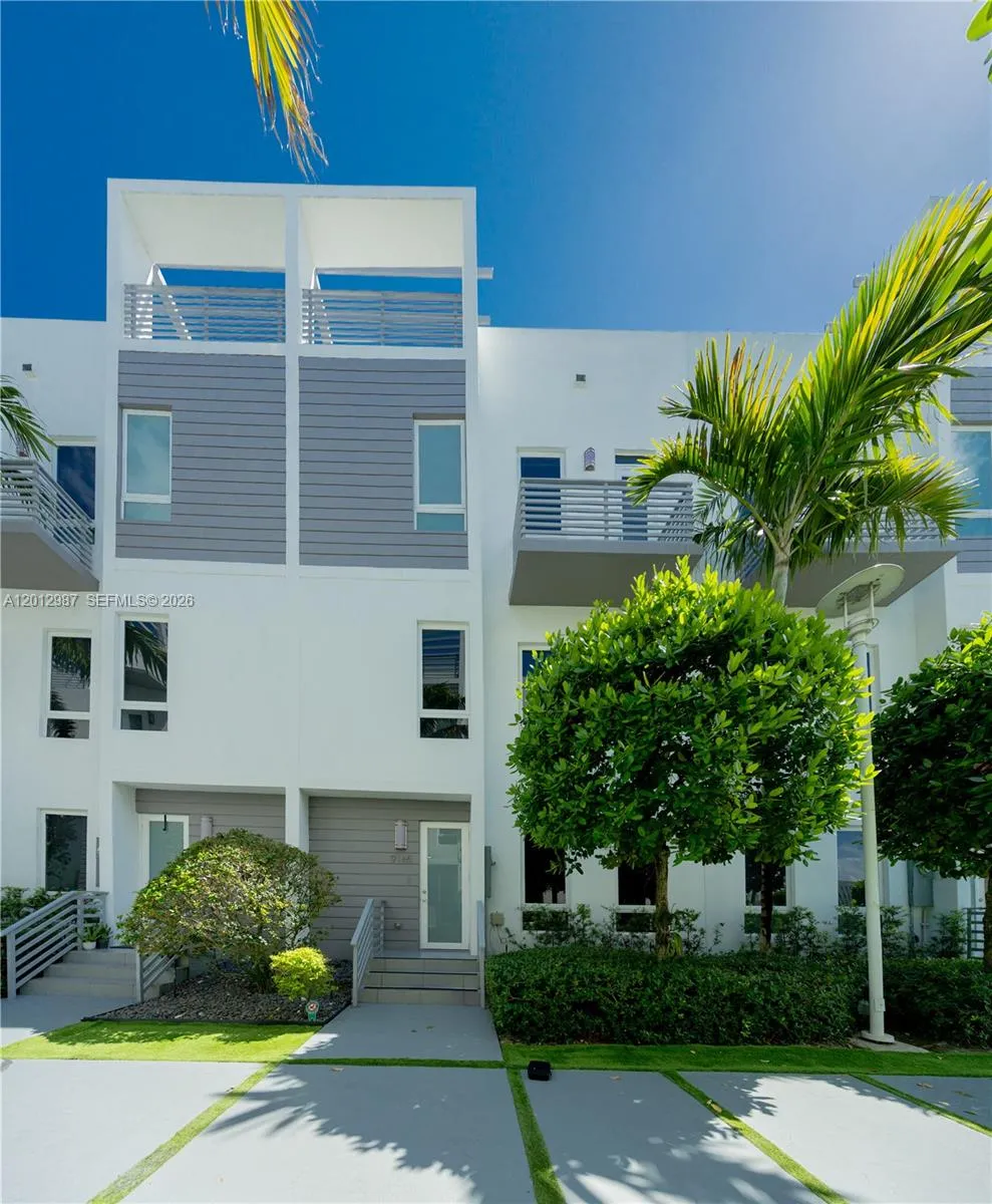 9165 Nw 33rd St, Doral, Florida 33172, Doral, Florida 33172, 4 Bedrooms Bedrooms, ,3 BathroomsBathrooms,Residential,For Sale,9165 Nw 33rd St, Doral, Florida 33172,A12012987 9165 Nw 33rd St, Doral, Florida 33172, Doral, Florida 33172, 4 Bedrooms Bedrooms, ,3 BathroomsBathrooms,Residential,For Sale,9165 Nw 33rd St, Doral, Florida 33172,A12012987