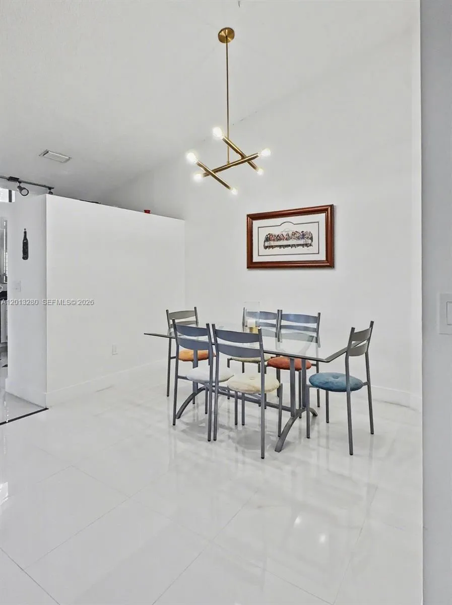 15533 N Miami Lakeway N 201, Miami Lakes, Florida, Miami Lakes, Florida 33014, 3 Bedrooms Bedrooms, ,2 BathroomsBathrooms,Residential Lease,For Rent,15533 N Miami Lakeway N 201, Miami Lakes, Florida ,A12013280