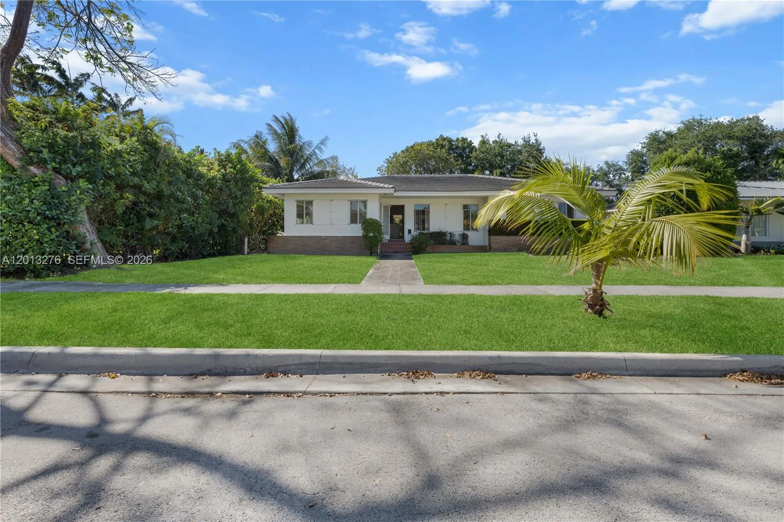 427 Grand Concourse, Miami Shores, Florida 33138, Miami Shores, Florida 33138, 2 Bedrooms Bedrooms, ,2 BathroomsBathrooms,Residential,For Sale,427 Grand Concourse, Miami Shores, Florida 33138,A12013276