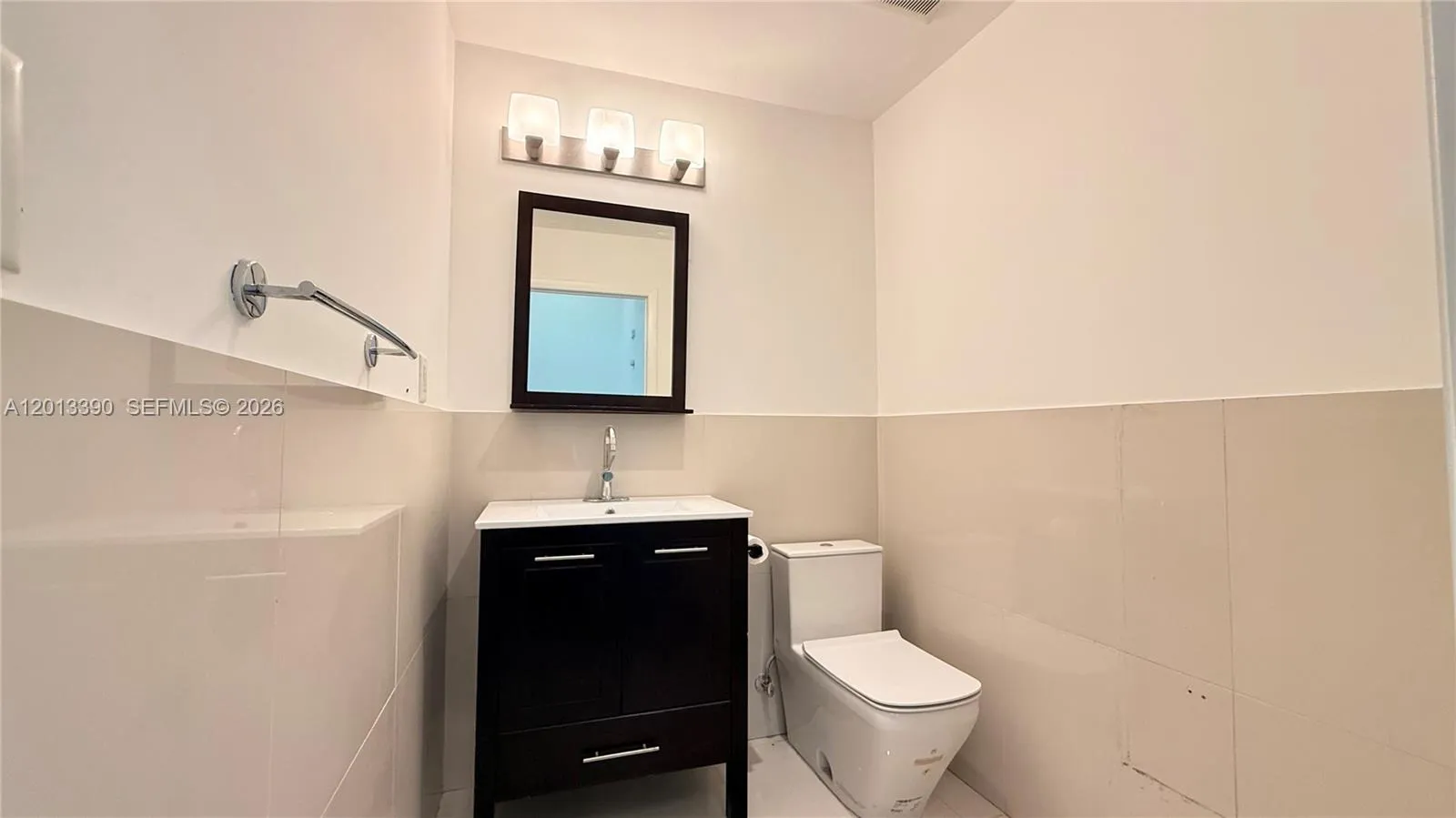 8283 Nw 64th St 2, Medley, Florida 33166, Medley, Florida 33166, ,Commercial Lease,For Rent,8283 Nw 64th St 2, Medley, Florida 33166,A12013390