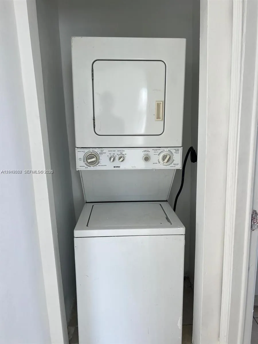 4245 Nw 24th Ave, Miami, Florida 33142, Miami, Florida 33142, ,Residential Income,For Sale,4245 Nw 24th Ave, Miami, Florida 33142,A12013382