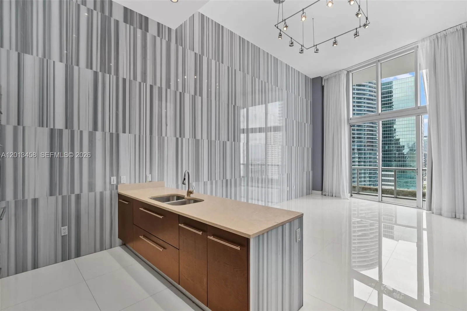 475 Brickell Ave 2812, Miami, Florida 33131, Miami, Florida 33131, 1 Bedroom Bedrooms, ,1 BathroomBathrooms,Residential Lease,For Rent,475 Brickell Ave 2812, Miami, Florida 33131,A12013458 475 Brickell Ave 2812, Miami, Florida 33131, Miami, Florida 33131, 1 Bedroom Bedrooms, ,1 BathroomBathrooms,Residential Lease,For Rent,475 Brickell Ave 2812, Miami, Florida 33131,A12013458