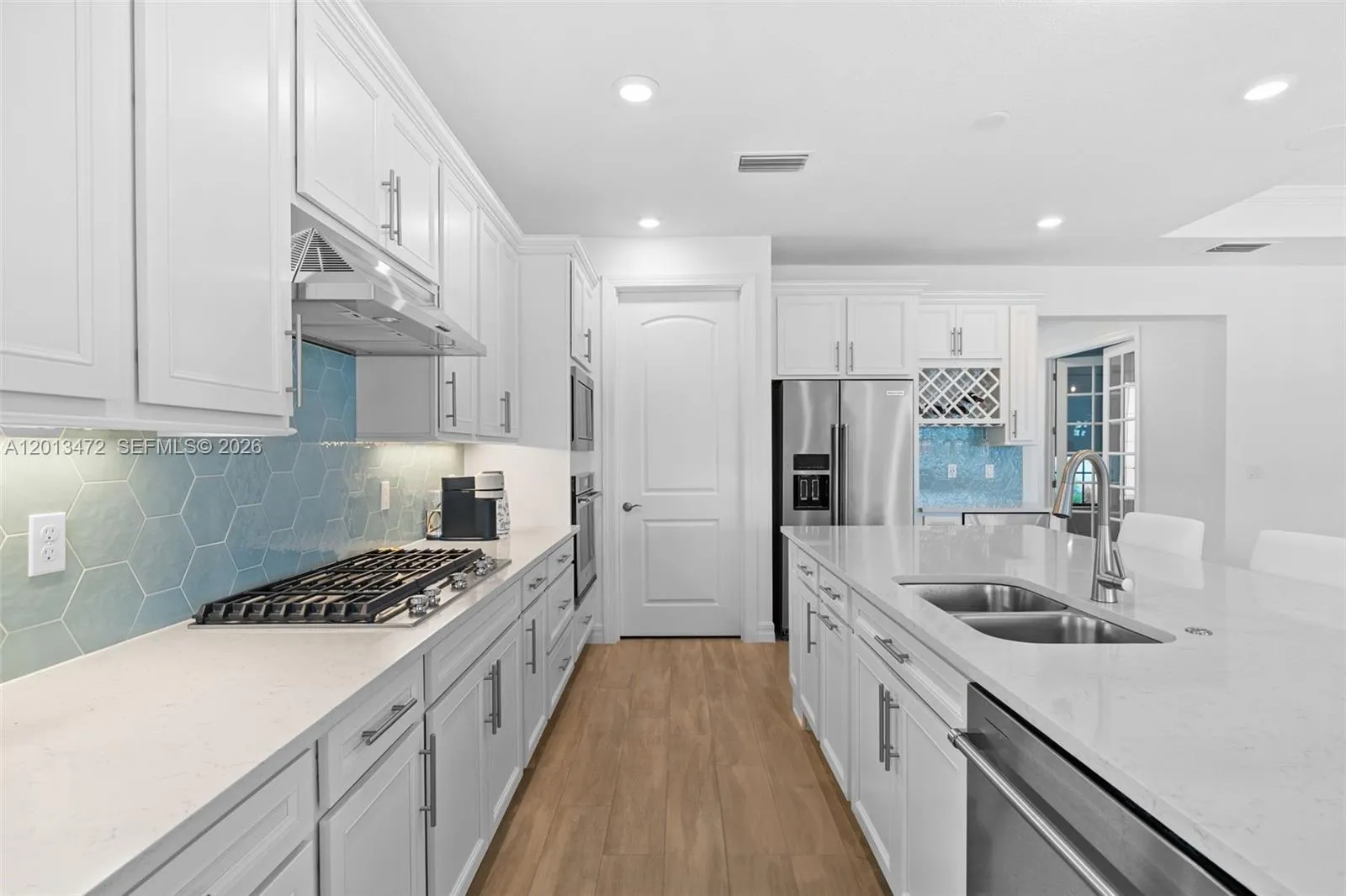 2715 Primrose Pl, Oakland Park, Florida 33309, Oakland Park, Florida 33309, 3 Bedrooms Bedrooms, ,4 BathroomsBathrooms,Residential,For Sale,2715 Primrose Pl, Oakland Park, Florida 33309,A12013472