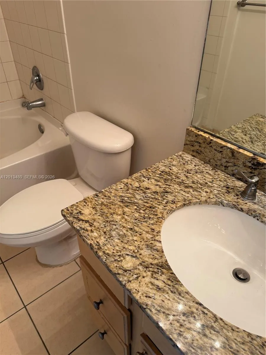 6001 Sw 70th St 339, South Miami, Florida 33143, South Miami, Florida 33143, 2 Bedrooms Bedrooms, ,2 BathroomsBathrooms,Residential,For Sale,6001 Sw 70th St 339, South Miami, Florida 33143,A12013480