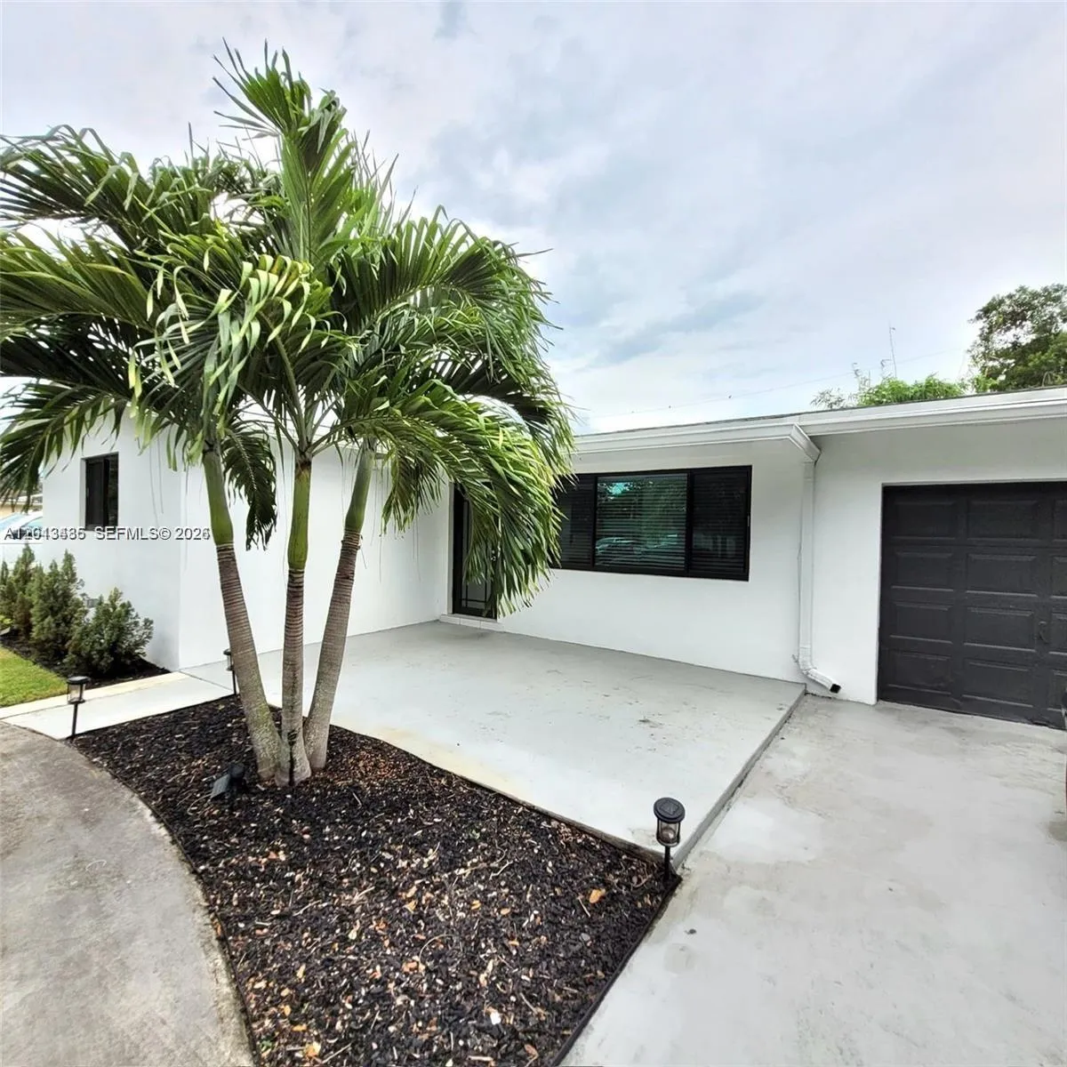 6730 Charleston St, Hollywood, Florida 33024, Hollywood, Florida 33024, 3 Bedrooms Bedrooms, ,2 BathroomsBathrooms,Residential Lease,For Rent,6730 Charleston St, Hollywood, Florida 33024,A12013435 6730 Charleston St, Hollywood, Florida 33024, Hollywood, Florida 33024, 3 Bedrooms Bedrooms, ,2 BathroomsBathrooms,Residential Lease,For Rent,6730 Charleston St, Hollywood, Florida 33024,A12013435