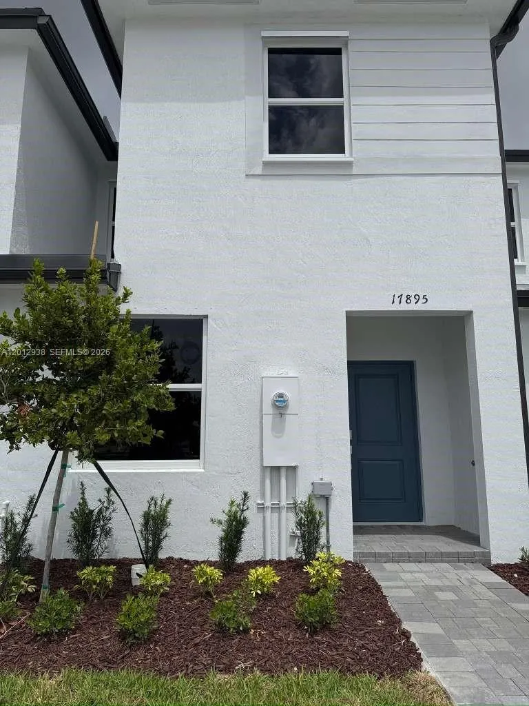 Homestead, Florida 33034, 3 Bedrooms Bedrooms, ,2 BathroomsBathrooms,Residential Lease,For Rent,A12012938 Homestead, Florida 33034, 3 Bedrooms Bedrooms, ,2 BathroomsBathrooms,Residential Lease,For Rent,A12012938