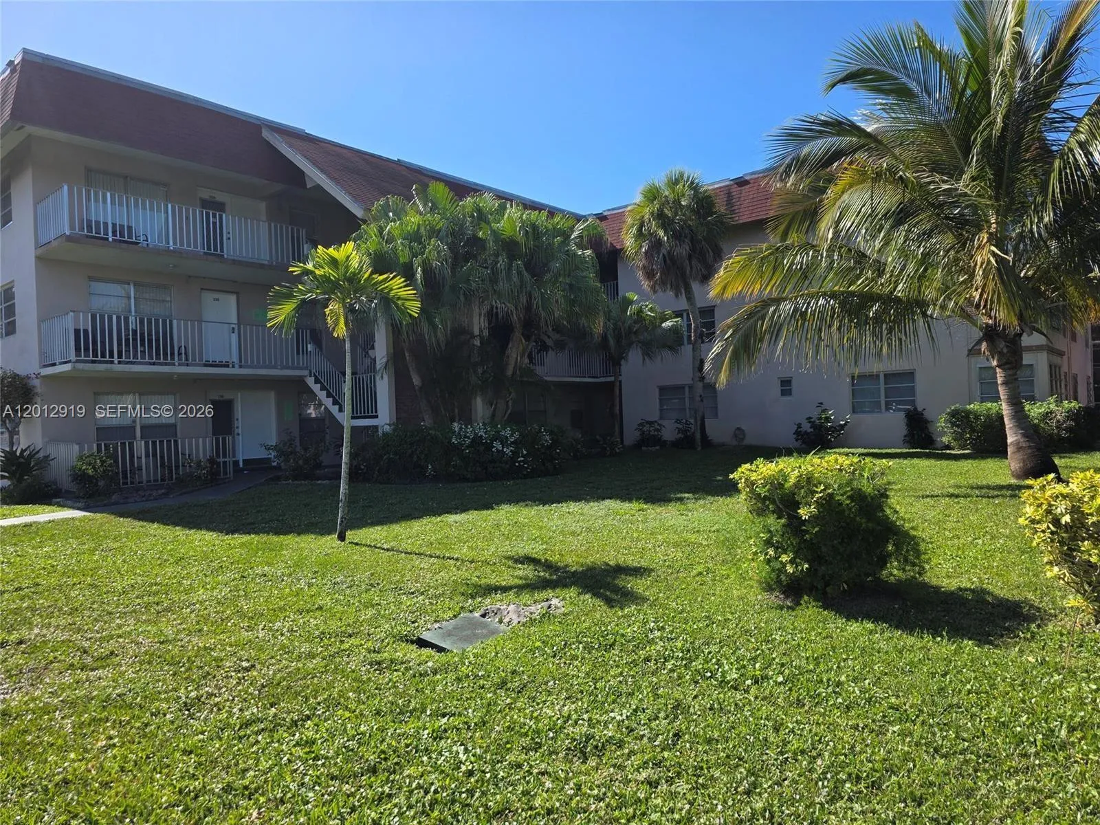 2901 Nw 47th Ter 346a, Lauderdale Lakes, Florida 3, Lauderdale Lakes, Florida 33313, 2 Bedrooms Bedrooms, ,2 BathroomsBathrooms,Residential,For Sale,2901 Nw 47th Ter 346a, Lauderdale Lakes, Florida 3,A12012919