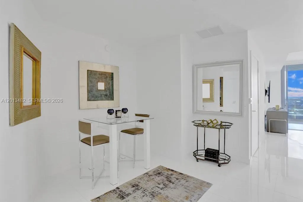 851 Ne 1st Ave 2900, Miami, Florida 33132, Miami, Florida 33132, 1 Bedroom Bedrooms, ,2 BathroomsBathrooms,Residential Lease,For Rent,851 Ne 1st Ave 2900, Miami, Florida 33132,A12013482