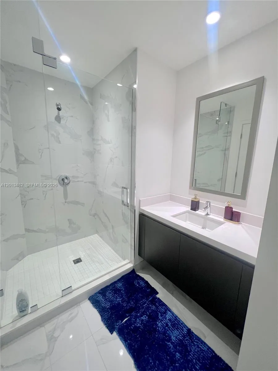 851 Ne 1st Ave 2900, Miami, Florida 33132, Miami, Florida 33132, 1 Bedroom Bedrooms, ,2 BathroomsBathrooms,Residential Lease,For Rent,851 Ne 1st Ave 2900, Miami, Florida 33132,A12013482