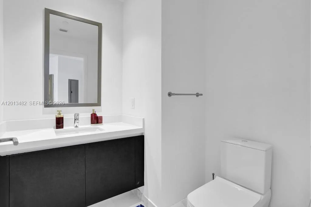 851 Ne 1st Ave 2900, Miami, Florida 33132, Miami, Florida 33132, 1 Bedroom Bedrooms, ,2 BathroomsBathrooms,Residential Lease,For Rent,851 Ne 1st Ave 2900, Miami, Florida 33132,A12013482