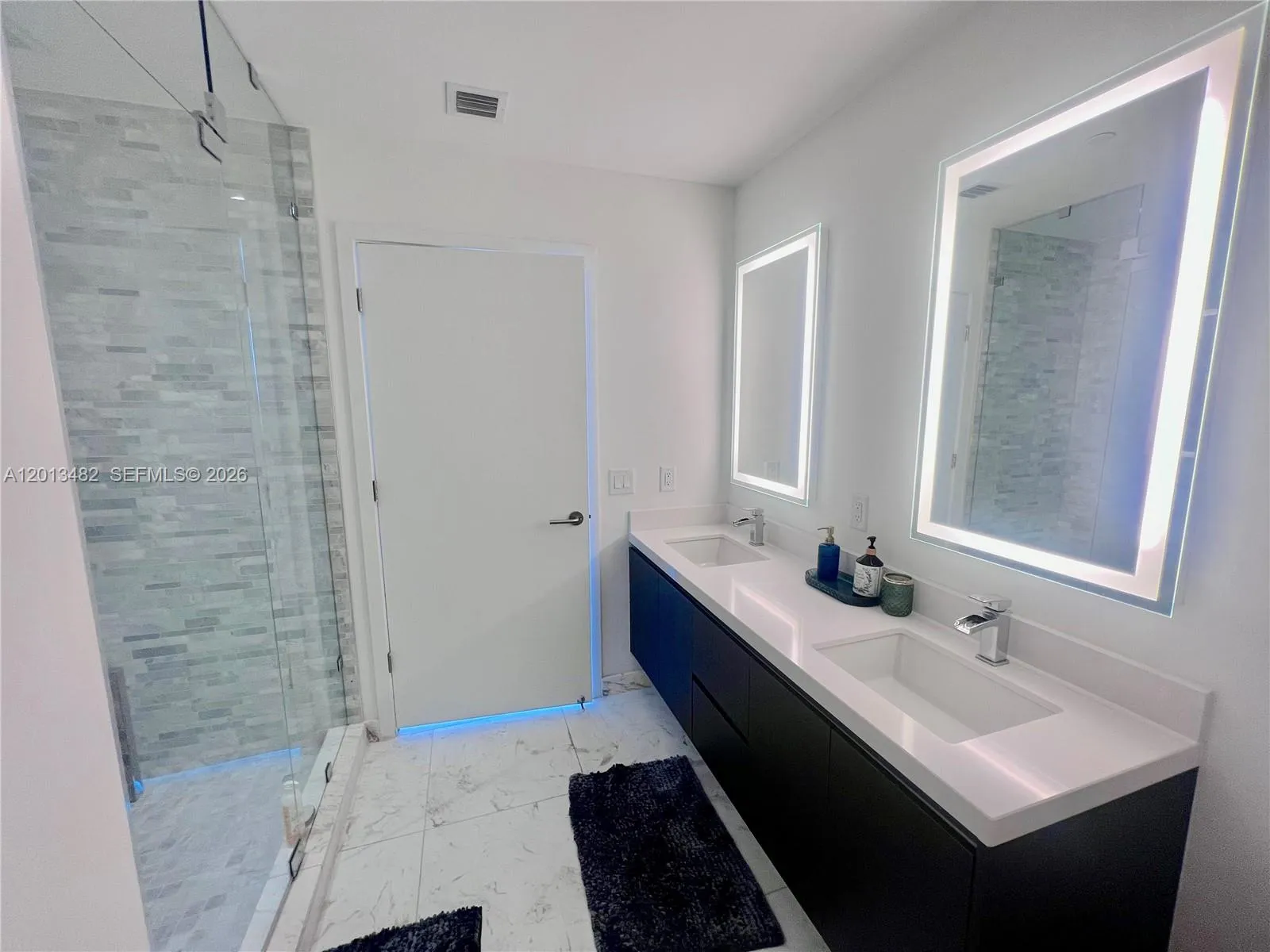 851 Ne 1st Ave 2900, Miami, Florida 33132, Miami, Florida 33132, 1 Bedroom Bedrooms, ,2 BathroomsBathrooms,Residential Lease,For Rent,851 Ne 1st Ave 2900, Miami, Florida 33132,A12013482