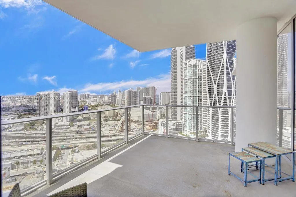 851 Ne 1st Ave 2900, Miami, Florida 33132, Miami, Florida 33132, 1 Bedroom Bedrooms, ,2 BathroomsBathrooms,Residential Lease,For Rent,851 Ne 1st Ave 2900, Miami, Florida 33132,A12013482