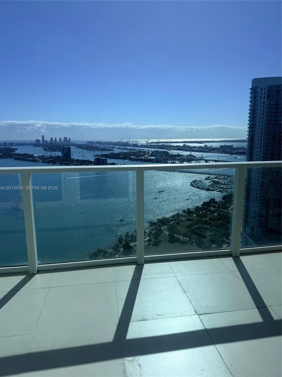 2020 N Bayshore Dr 3804, Miami, Florida 33137, Miami, Florida 33137, 1 Bedroom Bedrooms, ,2 BathroomsBathrooms,Residential,For Sale,2020 N Bayshore Dr 3804, Miami, Florida 33137,A12013505