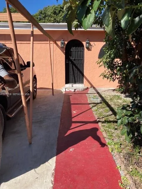 321 Nw 145th St, Miami, Florida 33168, Miami, Florida 33168, 5 Bedrooms Bedrooms, ,2 BathroomsBathrooms,Residential,For Sale,321 Nw 145th St, Miami, Florida 33168,A12013706