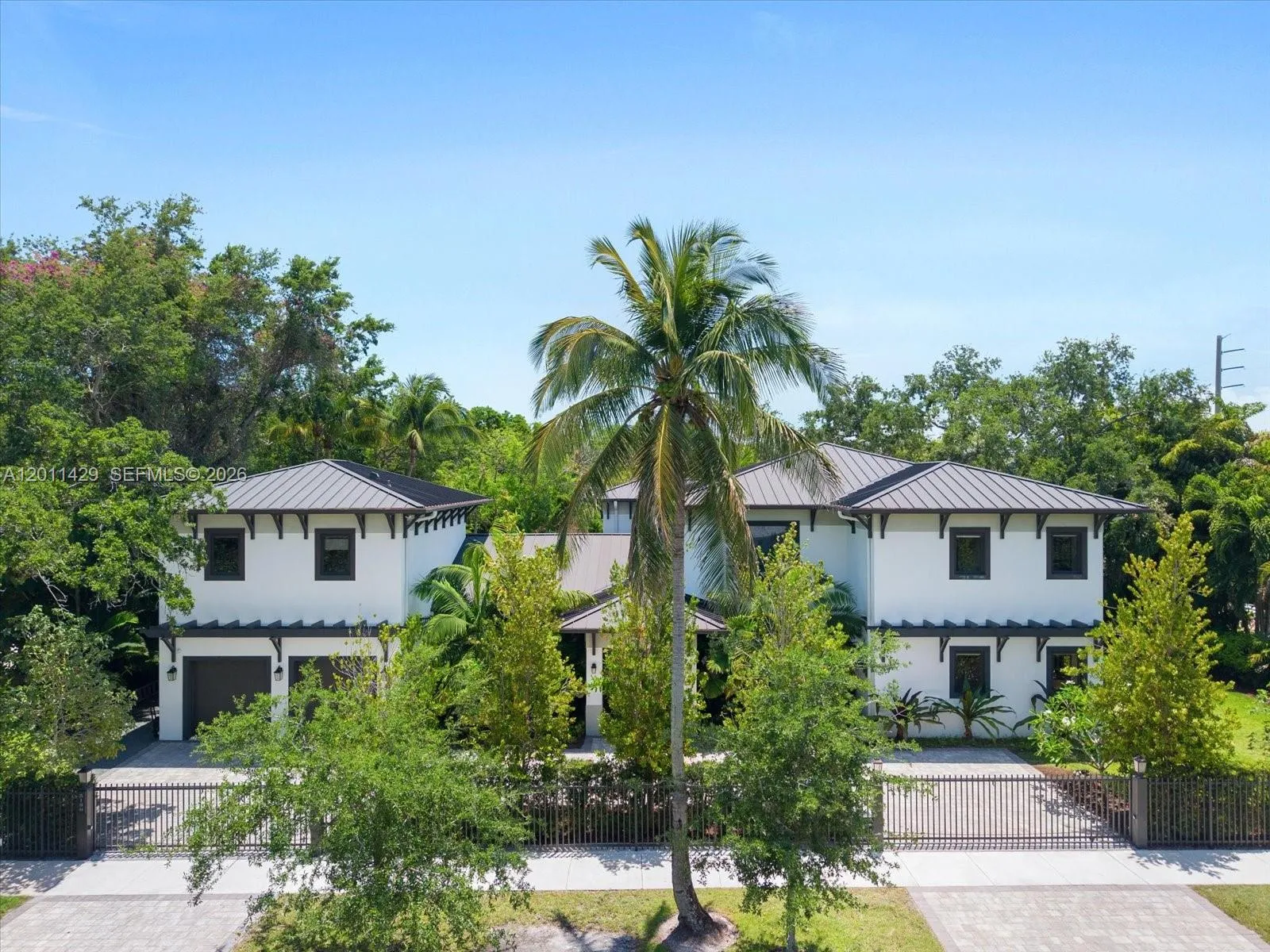 8100 Sw 96th St, Miami, Florida 33156, Miami, Florida 33156, 7 Bedrooms Bedrooms, ,6 BathroomsBathrooms,Residential,For Sale,8100 Sw 96th St, Miami, Florida 33156,A12011429