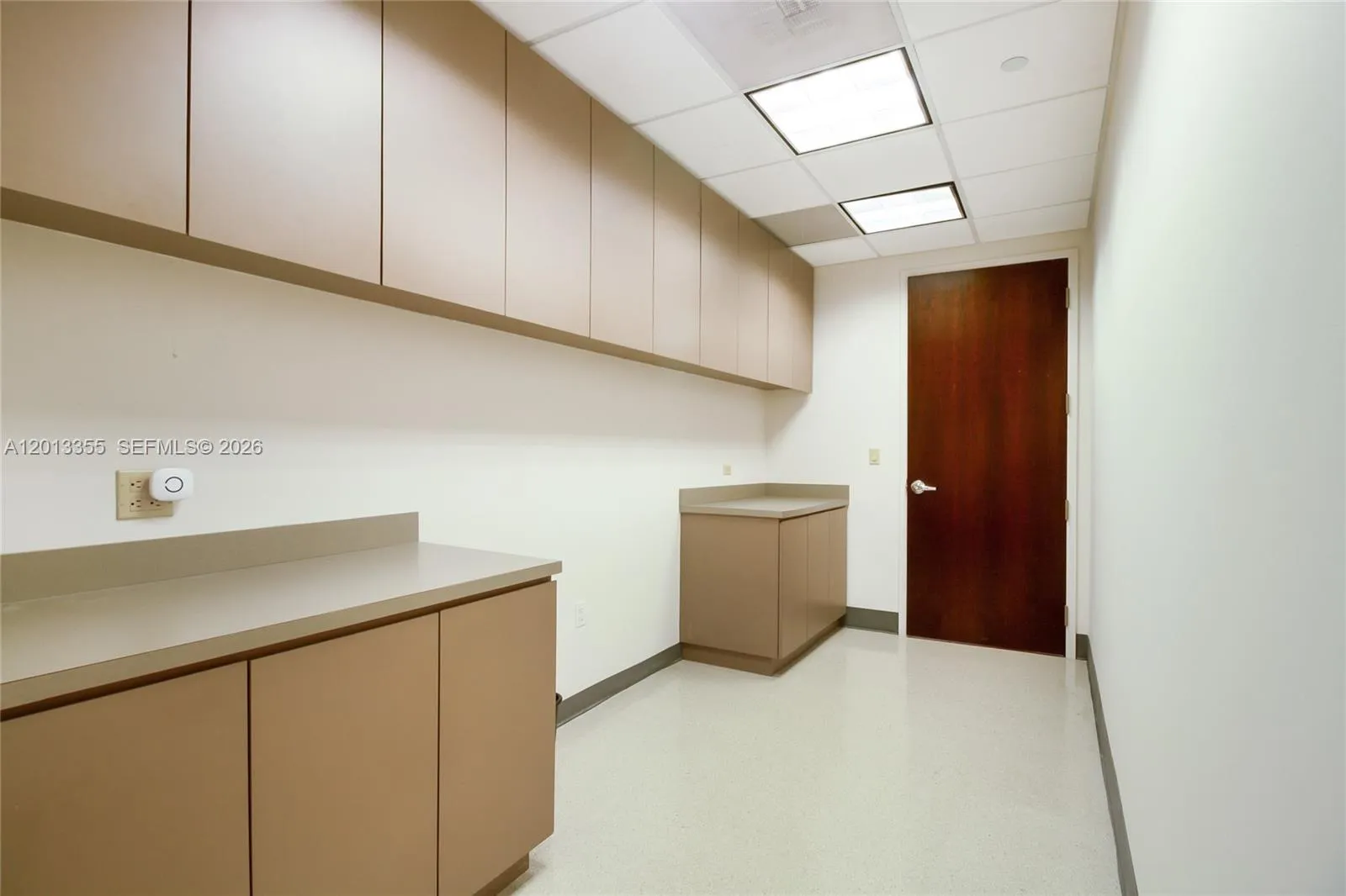 1200 Brickell Ave 505-b, Miami, Florida 33131, Miami, Florida 33131, ,Commercial Lease,For Rent,1200 Brickell Ave 505-b, Miami, Florida 33131,A12013355