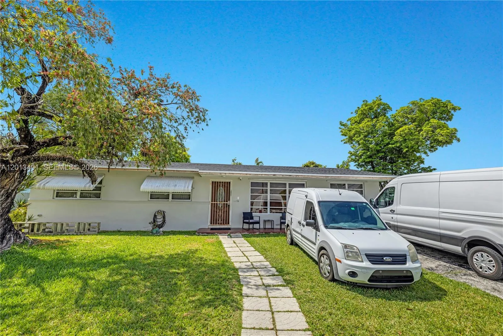 10370 Sw 44th St, Miami, Florida 33165, Miami, Florida 33165, 4 Bedrooms Bedrooms, ,2 BathroomsBathrooms,Residential,For Sale,10370 Sw 44th St, Miami, Florida 33165,A12013401