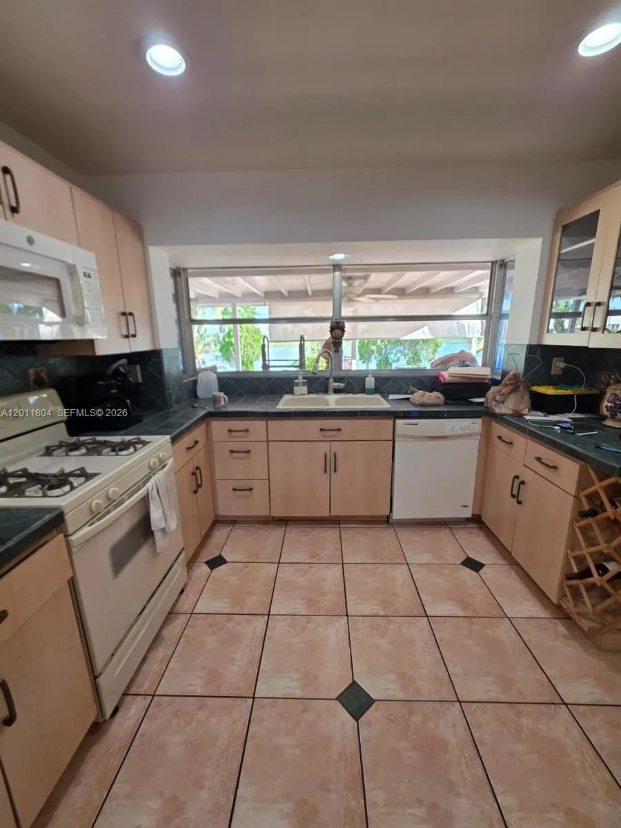 Miami, Florida 33183, Miami, Florida 33183, 3 Bedrooms Bedrooms, ,2 BathroomsBathrooms,Residential,For Sale, Miami, Florida 33183,A12011804