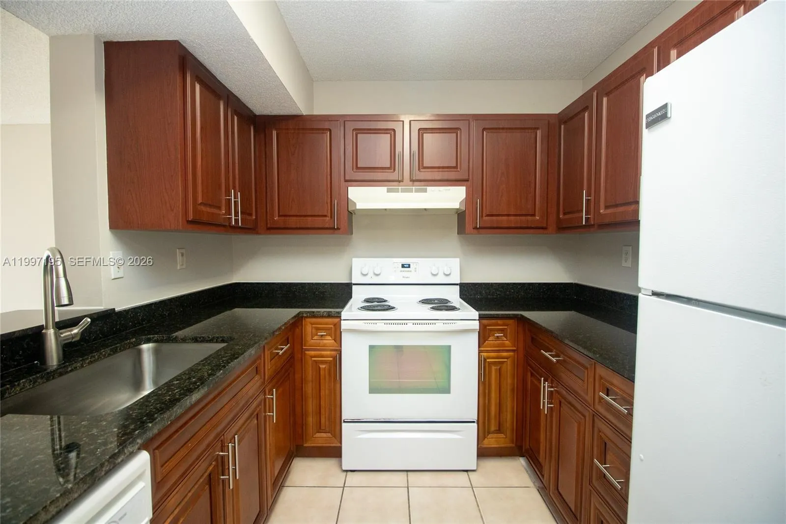 9491 S Palm Cir S 101, Pembroke Pines, Florida 330, Pembroke Pines, Florida 33025, 2 Bedrooms Bedrooms, ,2 BathroomsBathrooms,Residential Lease,For Rent,9491 S Palm Cir S 101, Pembroke Pines, Florida 330,A11997195