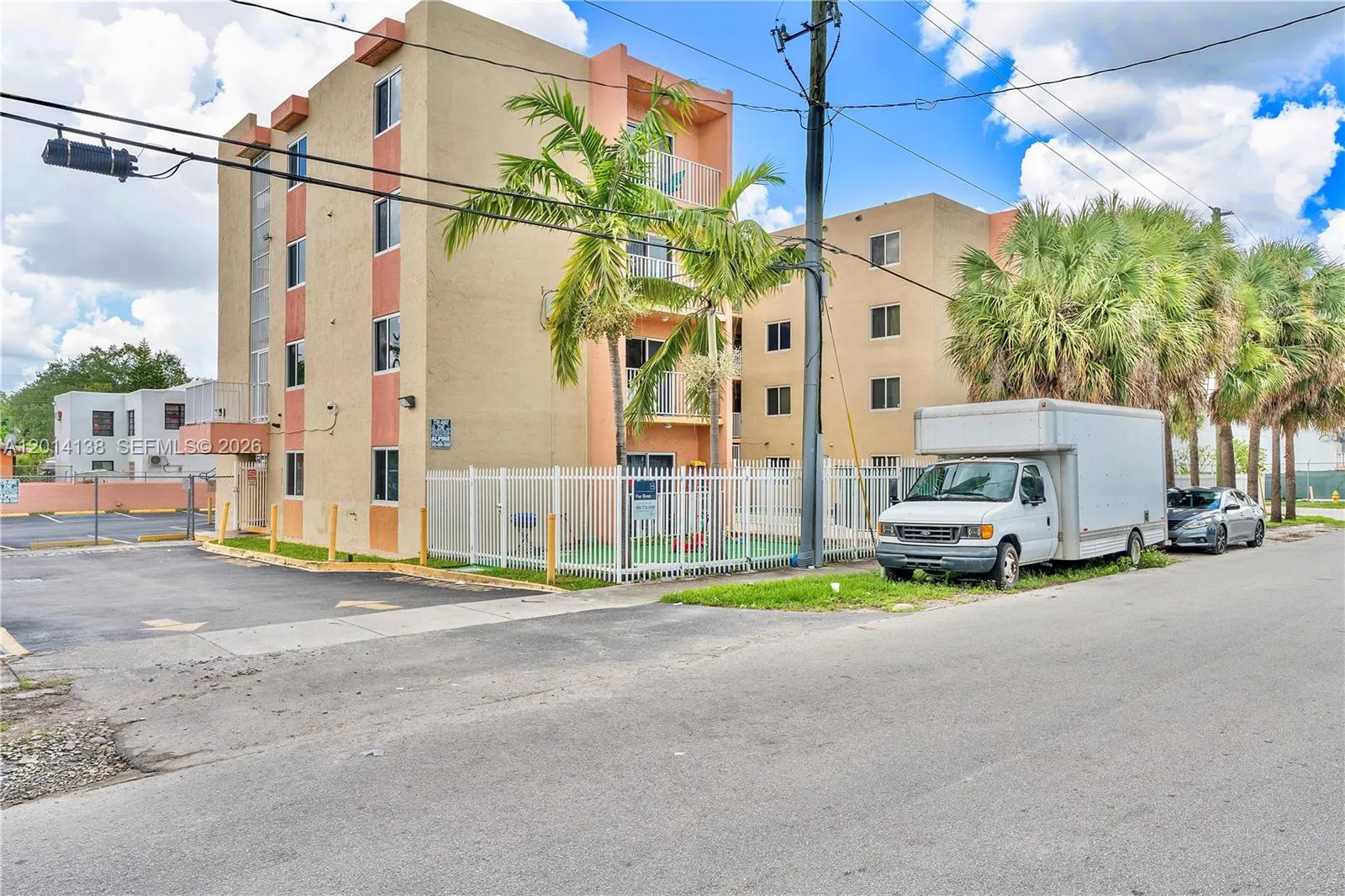 2400 Nw 16th St Rd, Miami, Florida 33125, Miami, Florida 33125, ,Residential Income,For Sale,2400 Nw 16th St Rd, Miami, Florida 33125,A12014138