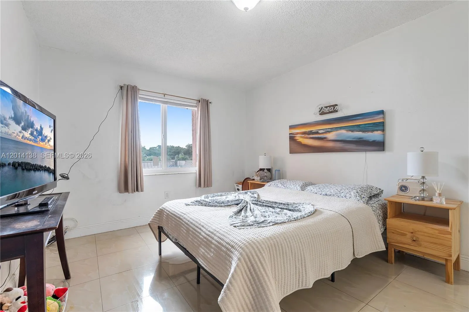 2400 Nw 16th St Rd, Miami, Florida 33125, Miami, Florida 33125, ,Residential Income,For Sale,2400 Nw 16th St Rd, Miami, Florida 33125,A12014138