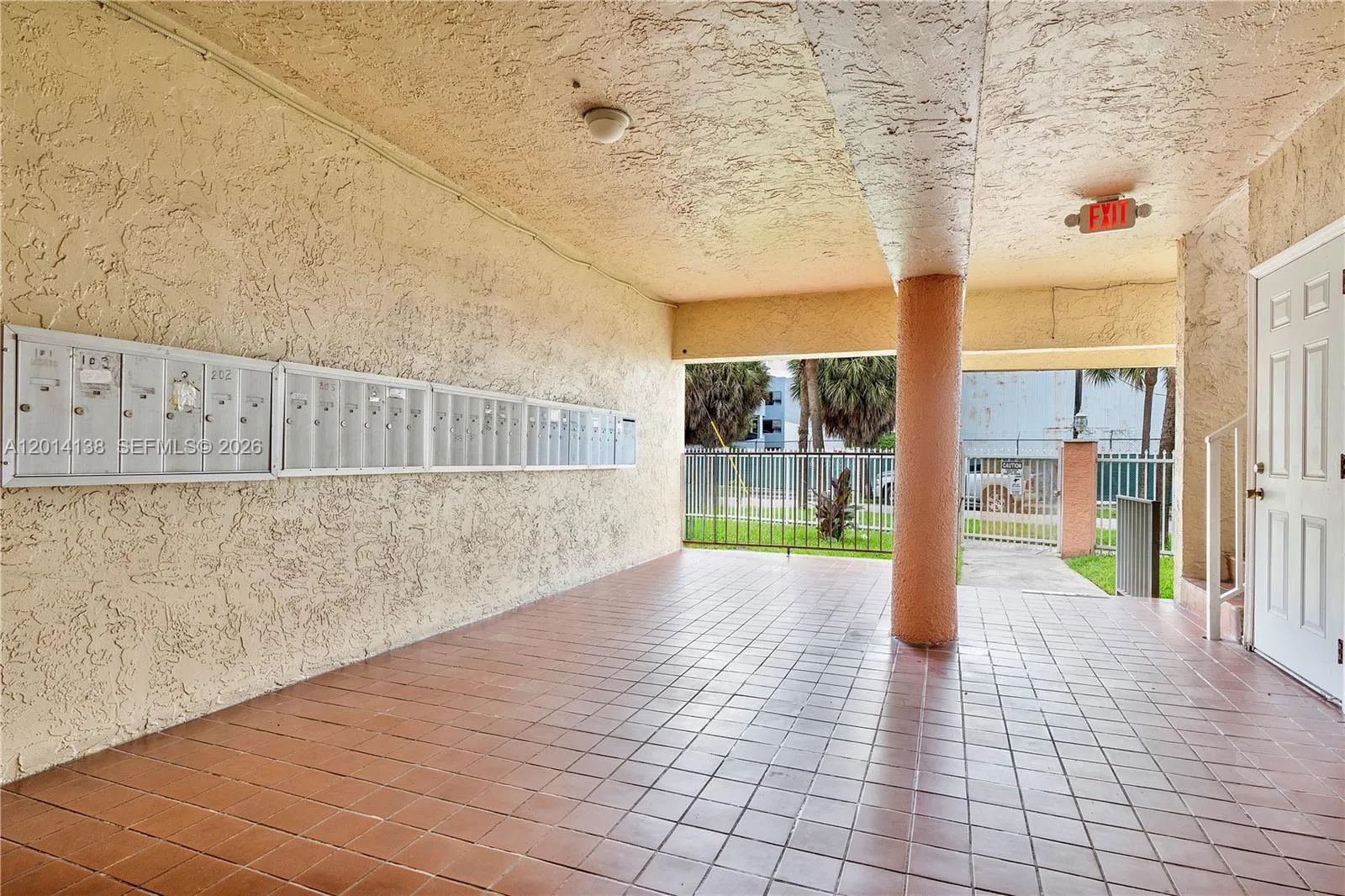 2400 Nw 16th St Rd, Miami, Florida 33125, Miami, Florida 33125, ,Residential Income,For Sale,2400 Nw 16th St Rd, Miami, Florida 33125,A12014138