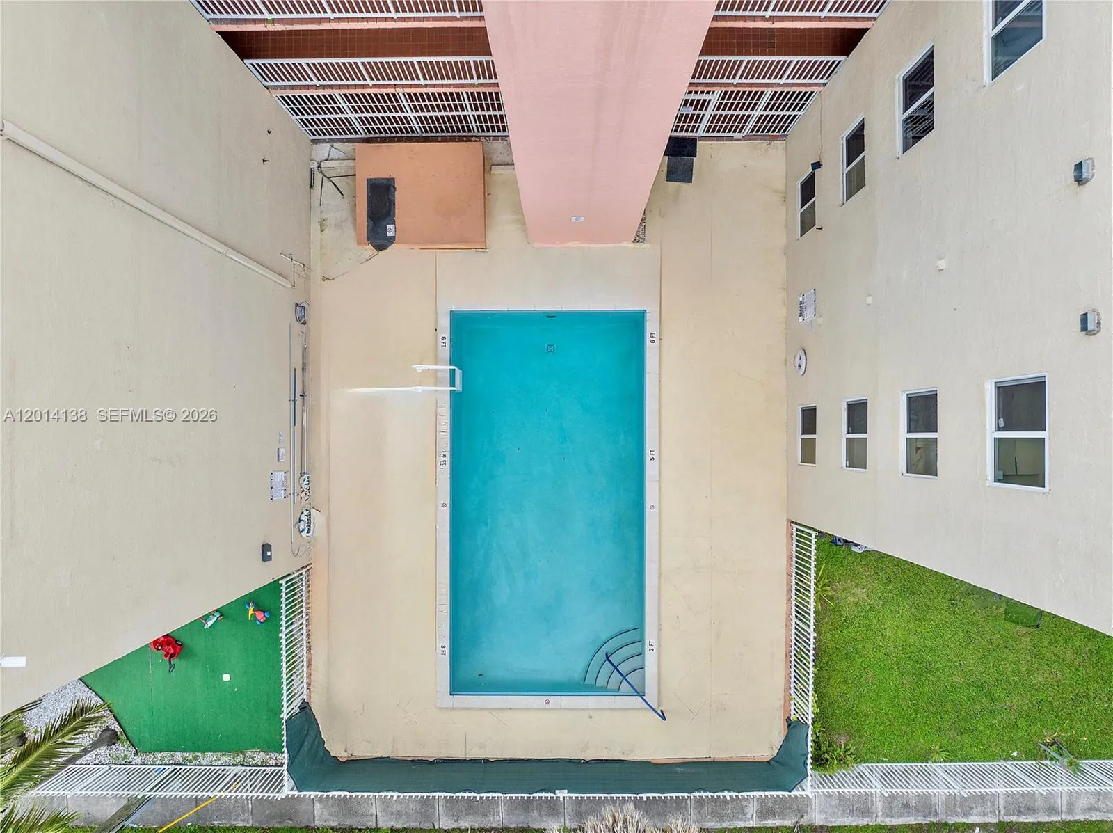 2400 Nw 16th St Rd, Miami, Florida 33125, Miami, Florida 33125, ,Residential Income,For Sale,2400 Nw 16th St Rd, Miami, Florida 33125,A12014138