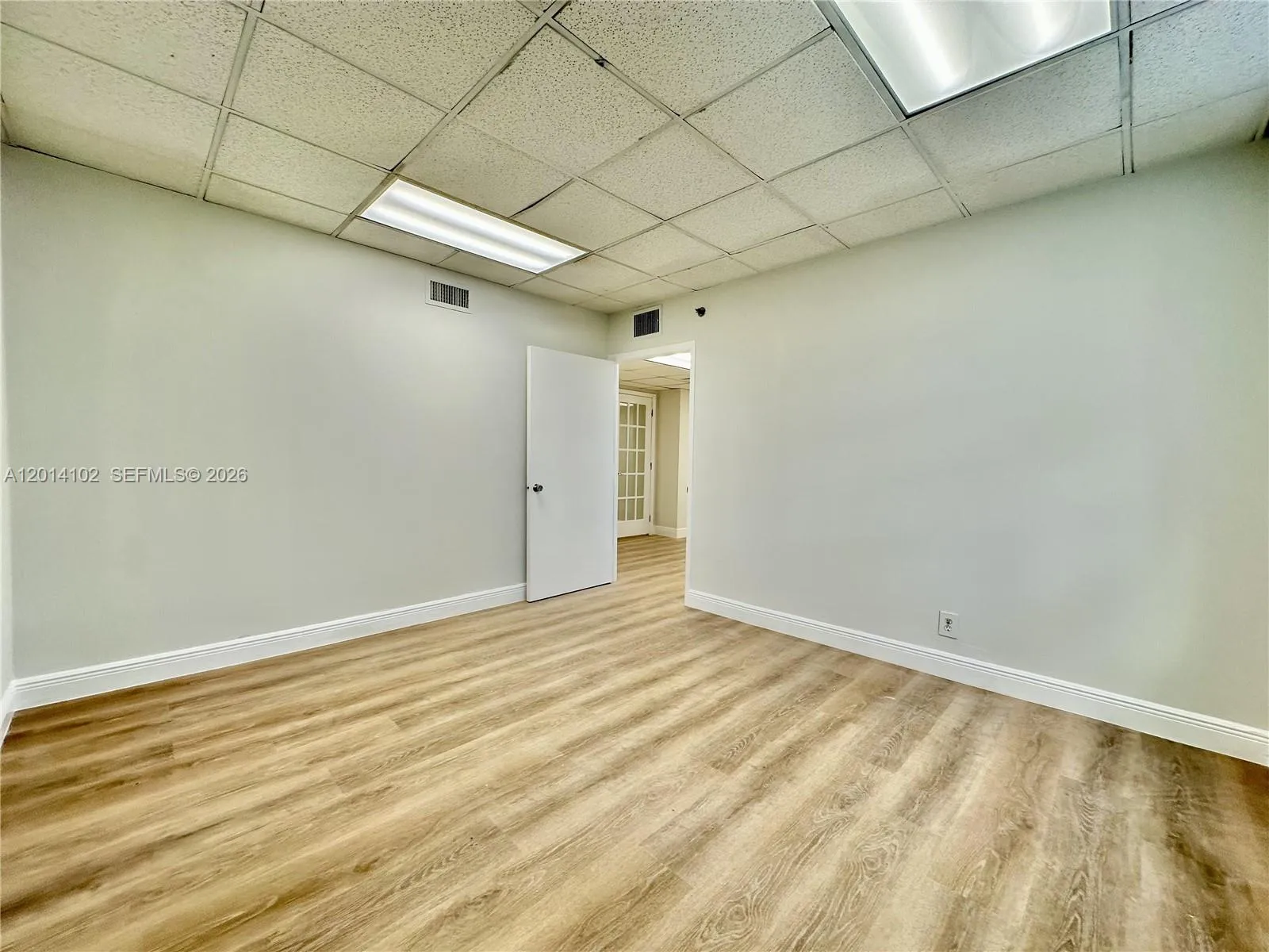 825 Brickell Bay Dr 1751, Miami, Florida 33131, Miami, Florida 33131, ,Commercial Lease,For Rent,825 Brickell Bay Dr 1751, Miami, Florida 33131,A12014102