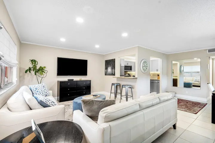 002-142BrittanyTerrace-C-DelrayBeach-FL-