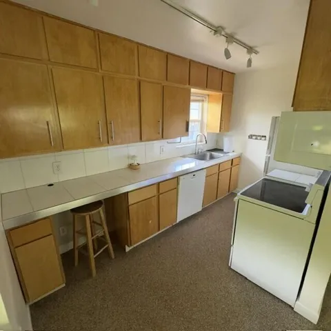 kitchen 2b