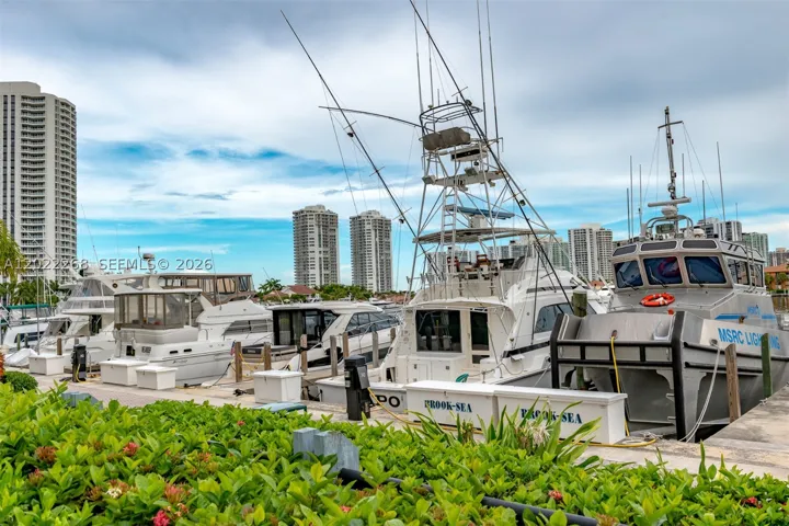 Dock