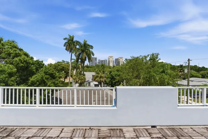 915 W Las Olas Blvd_013