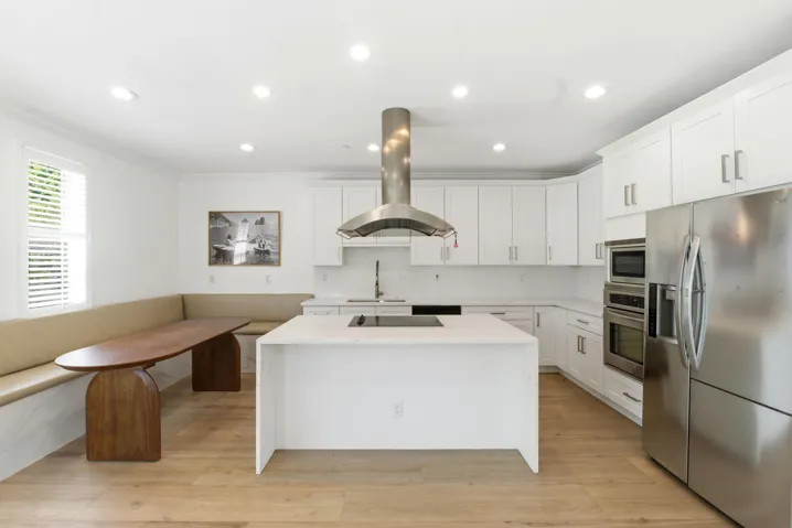 915 W Las Olas Blvd_021