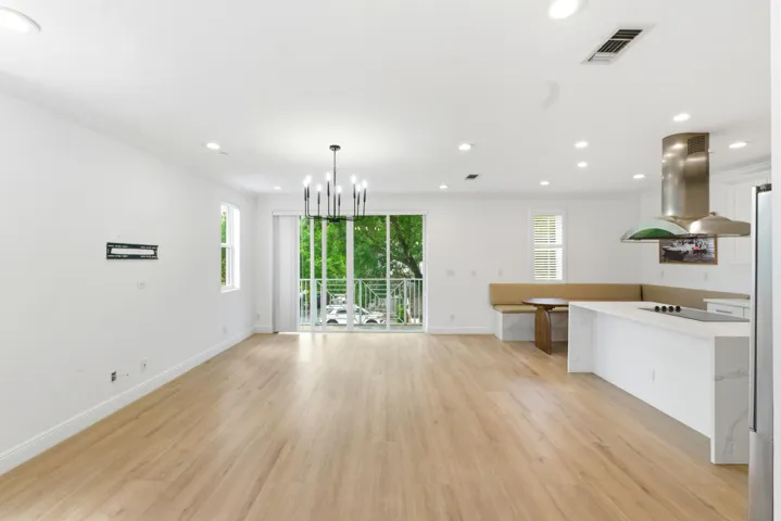 915 W Las Olas Blvd_017