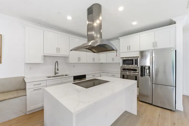 915 W Las Olas Blvd_022