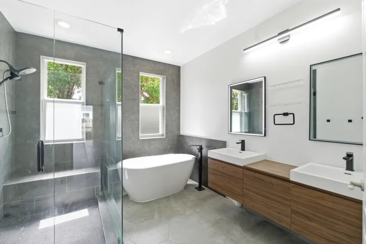 915 W Las Olas Blvd_030