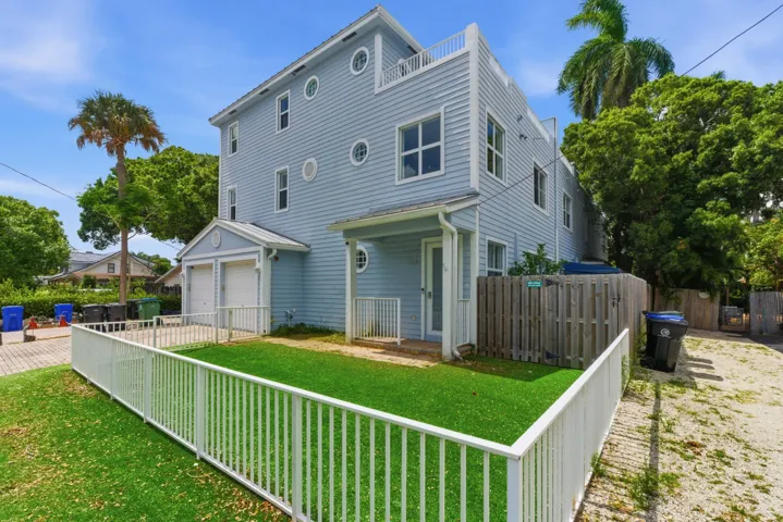 915 W Las Olas Blvd_040