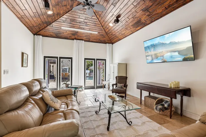 73-web-or-mls-Stirrup Ln-S1605-073