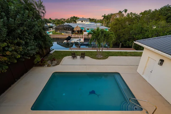 401 Center Street, Jupiter, FL (33)