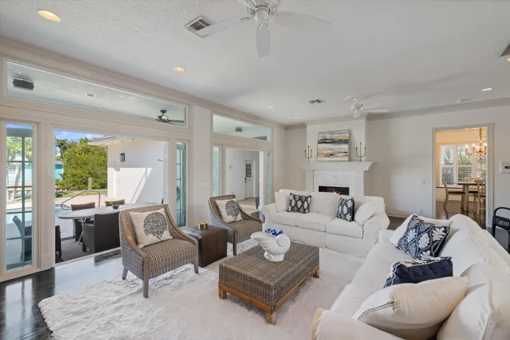 401 Center Street, Jupiter, FL (1)