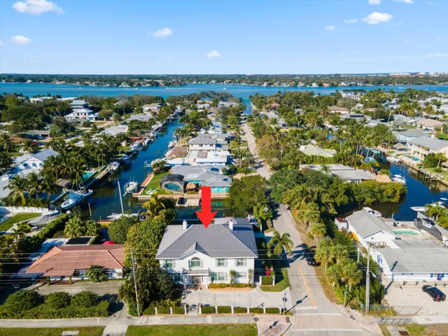 401 Center Street, Jupiter, FL (52)