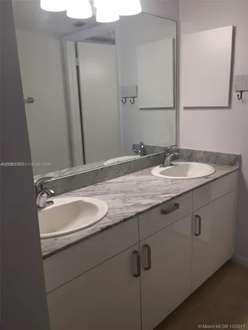 9341 Collins Ave 1006, Surfside, Florida 33154